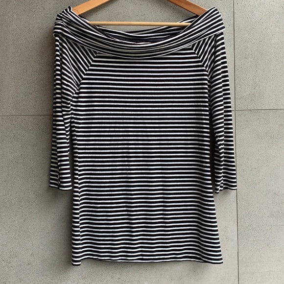 Black and white stripe off the shoulder 3/4 sleeve - Picture 2 of 6